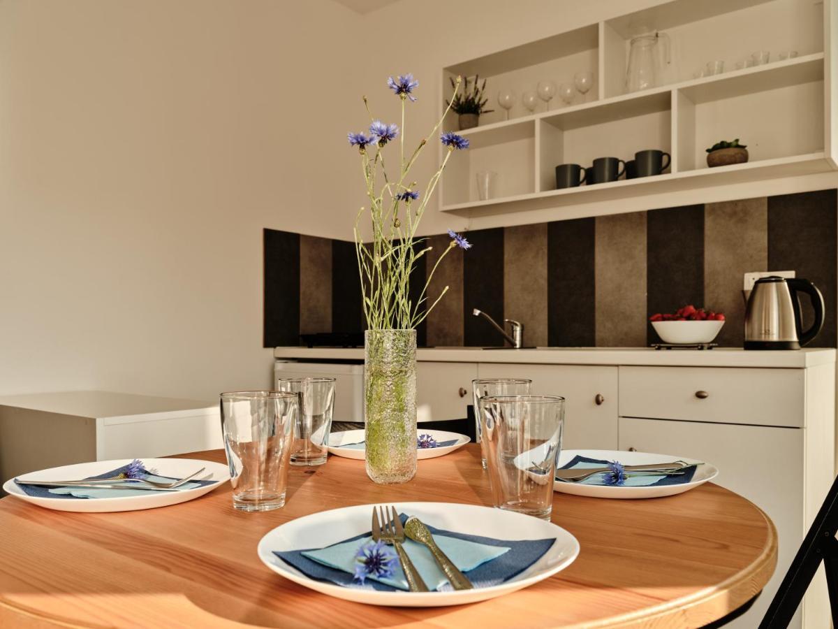Scandi Village Zator Bagian luar foto