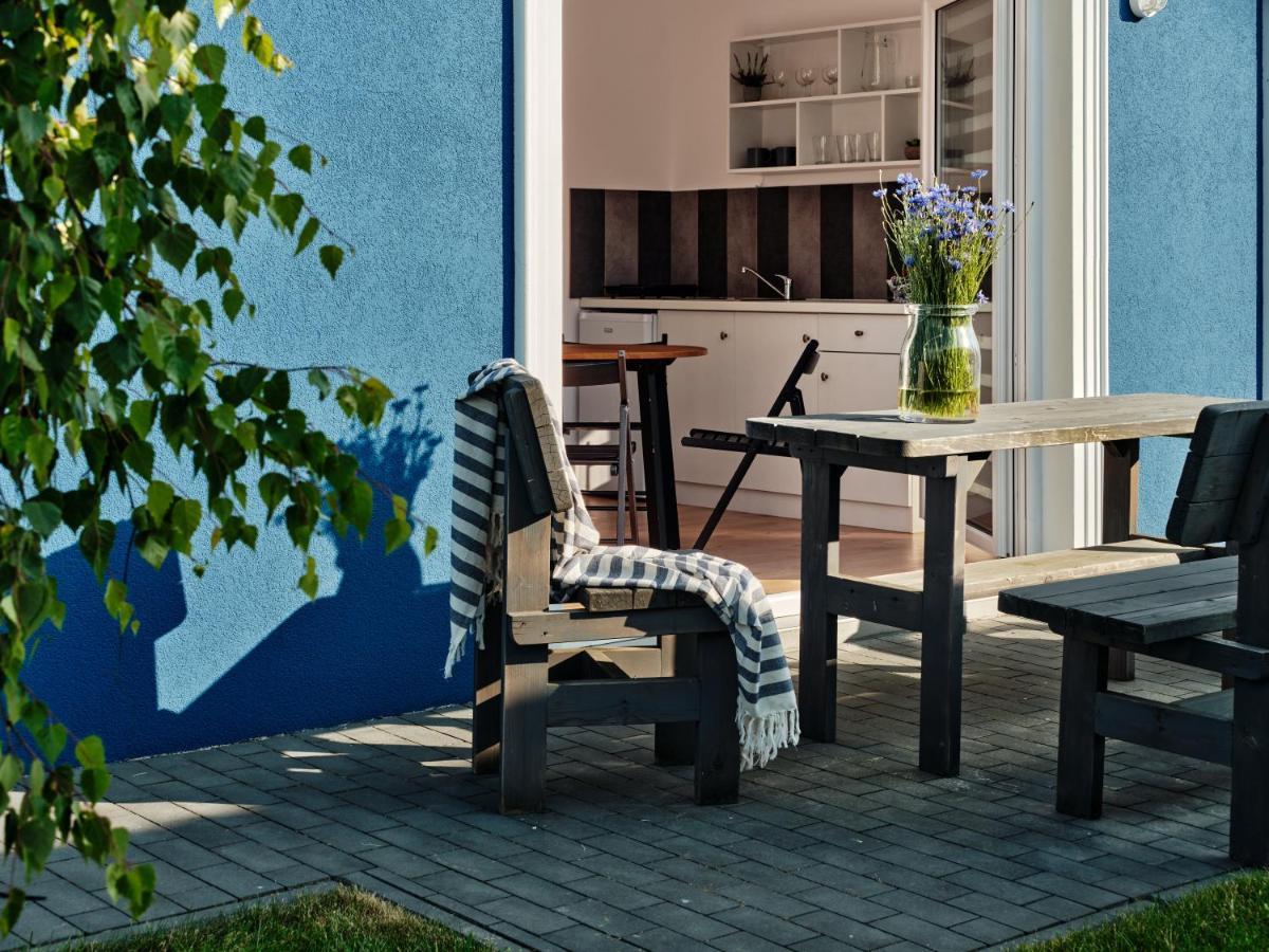 Scandi Village Zator Bagian luar foto