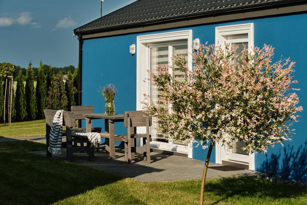 Scandi Village Zator Bagian luar foto